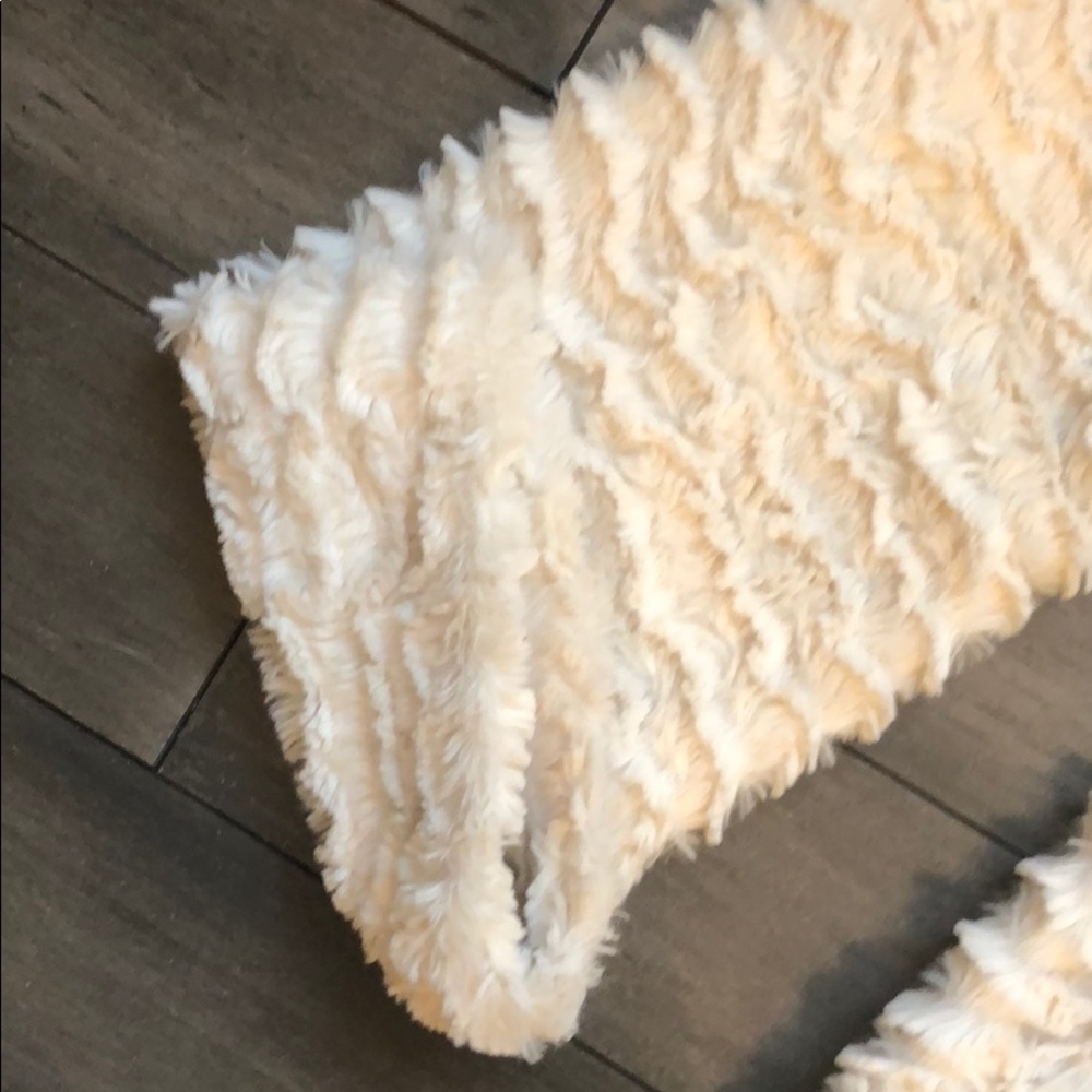 Patagonia pelage faux fur coat - Picture 4 of 15
